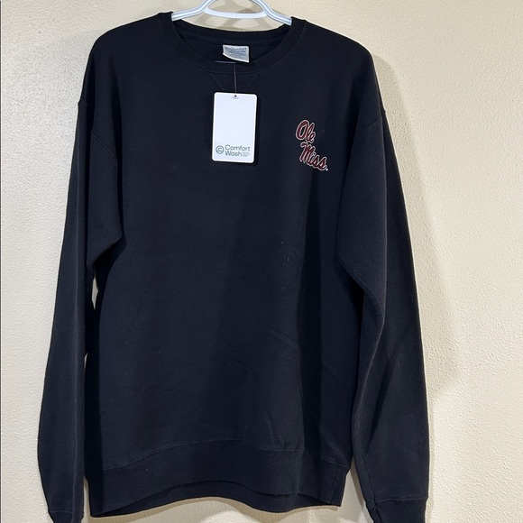 Good Looking Ole Miss, Printed Front & Back, Men’s Medium, Large, NWT - Picture 2 of 6